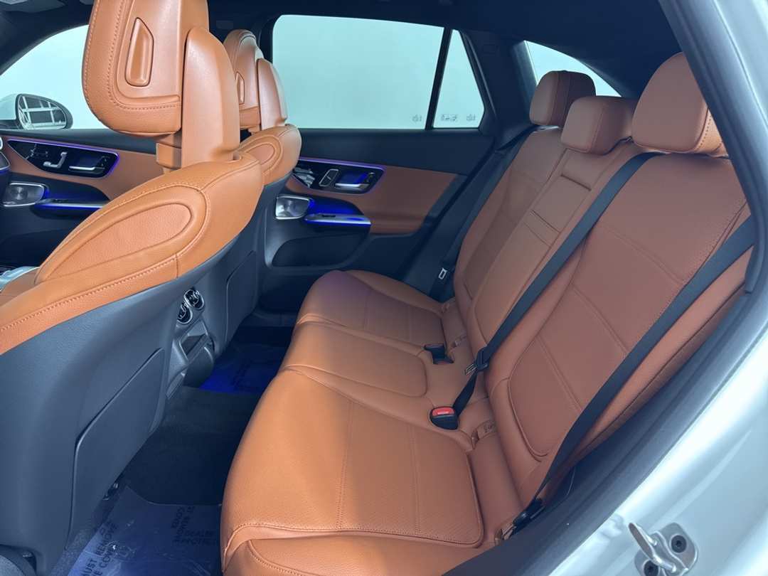 2026 Mercedes-Benz GLC GLC 300 - Image 22