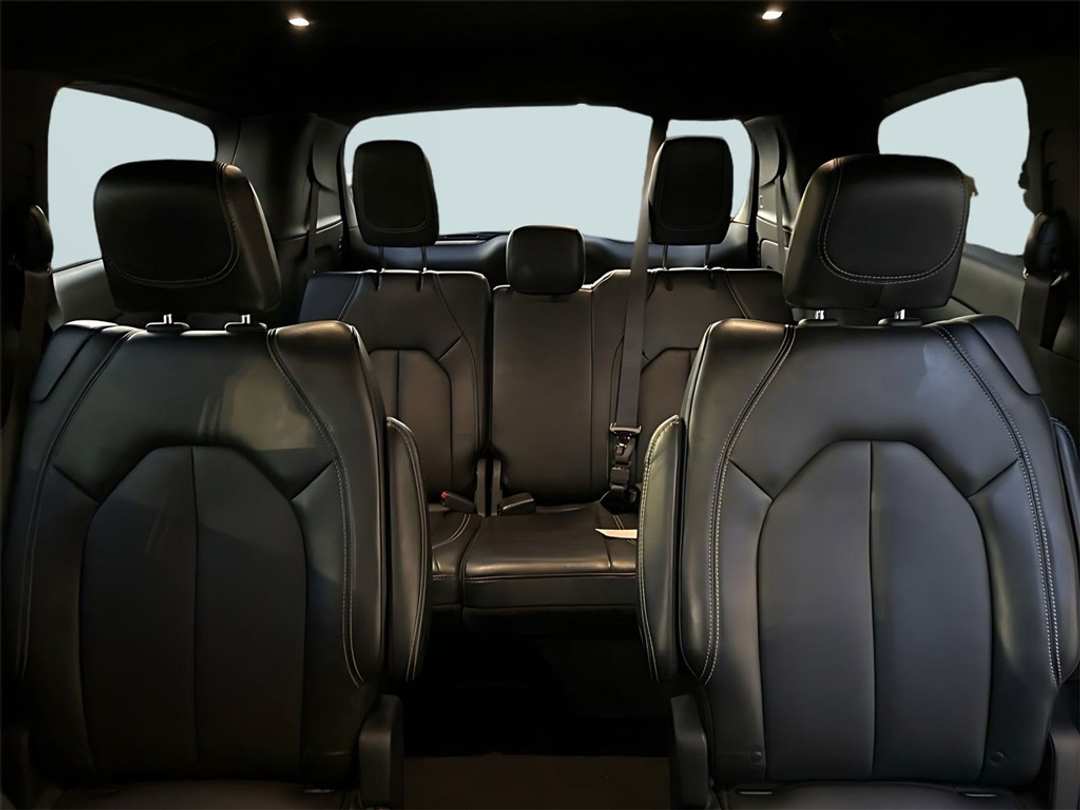 2025 Chrysler Pacifica Select - Image 19