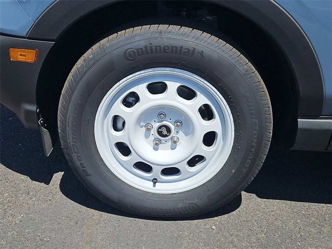 2025 Ford Bronco Sport Heritage - Image 32