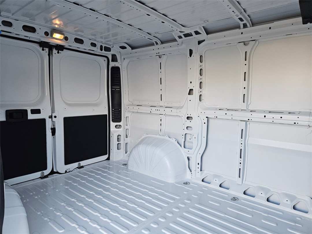 2026 Ram Promaster 1500 Low Roof - Image 33