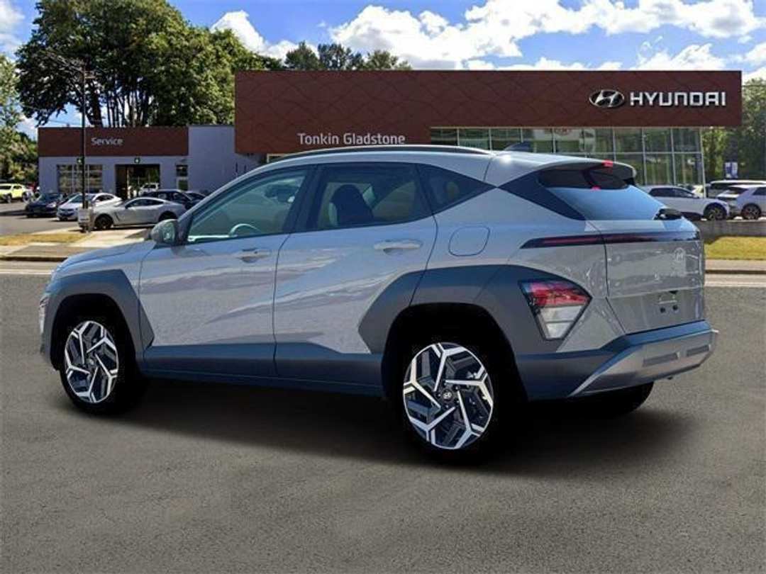 2026 Hyundai Kona SEL Premium - Image 4
