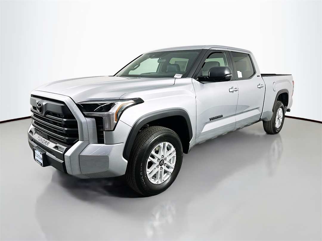 2026 Toyota Tundra SR5 - Image 3