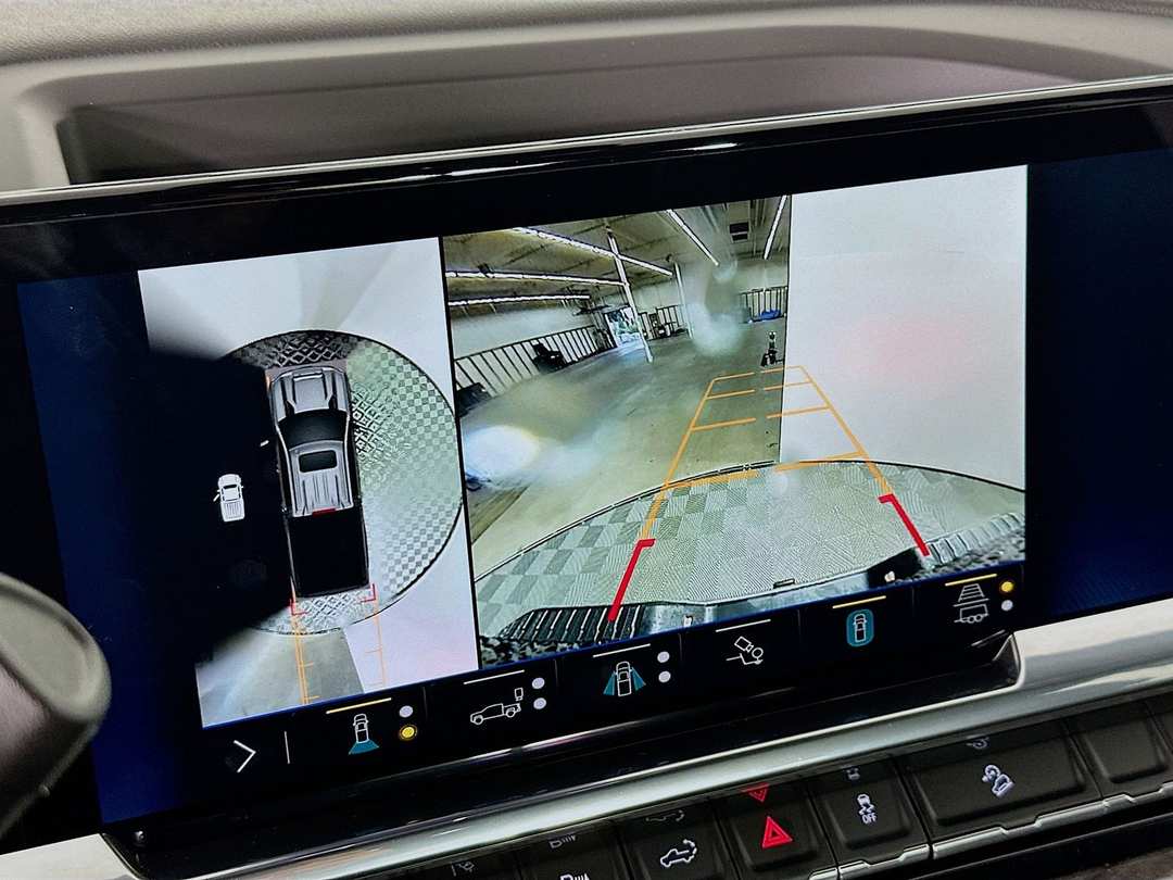 2025 Chevrolet Silverado 2500Hd LTZ - Image 15