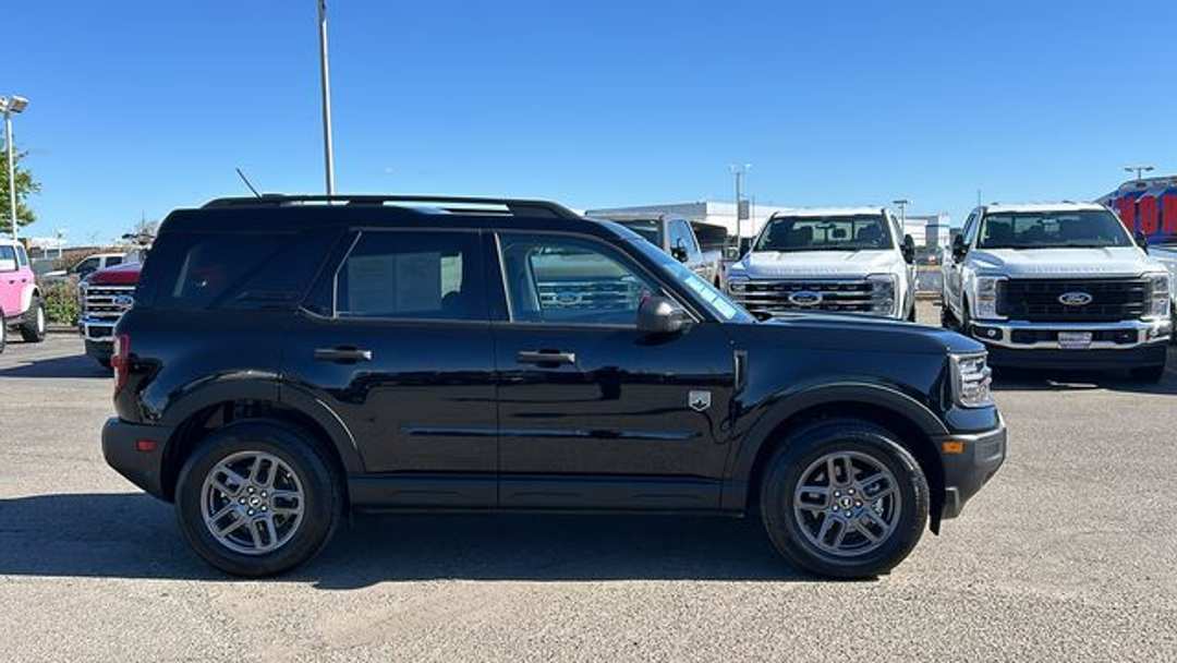 2025 Ford Bronco Sport Big Bend - Image 2