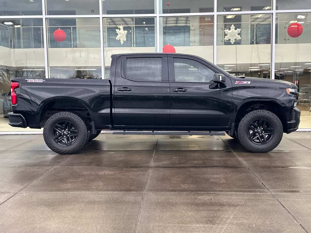 2020 Chevrolet Silverado 1500 LT Trail Boss - Image 2