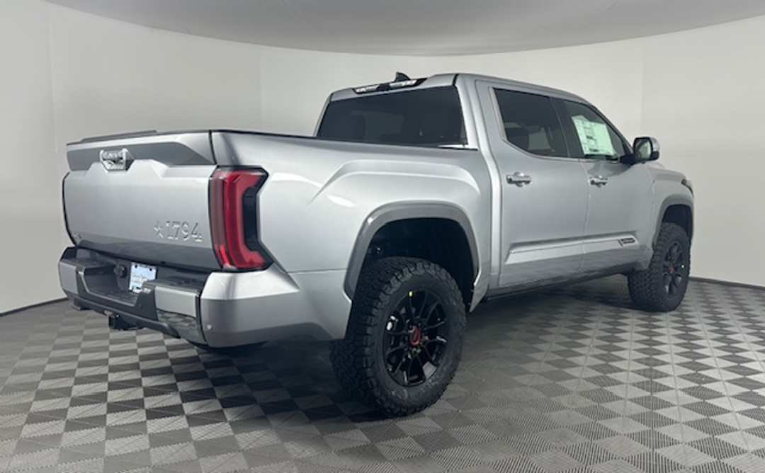 Toyota Tundra - Image 2