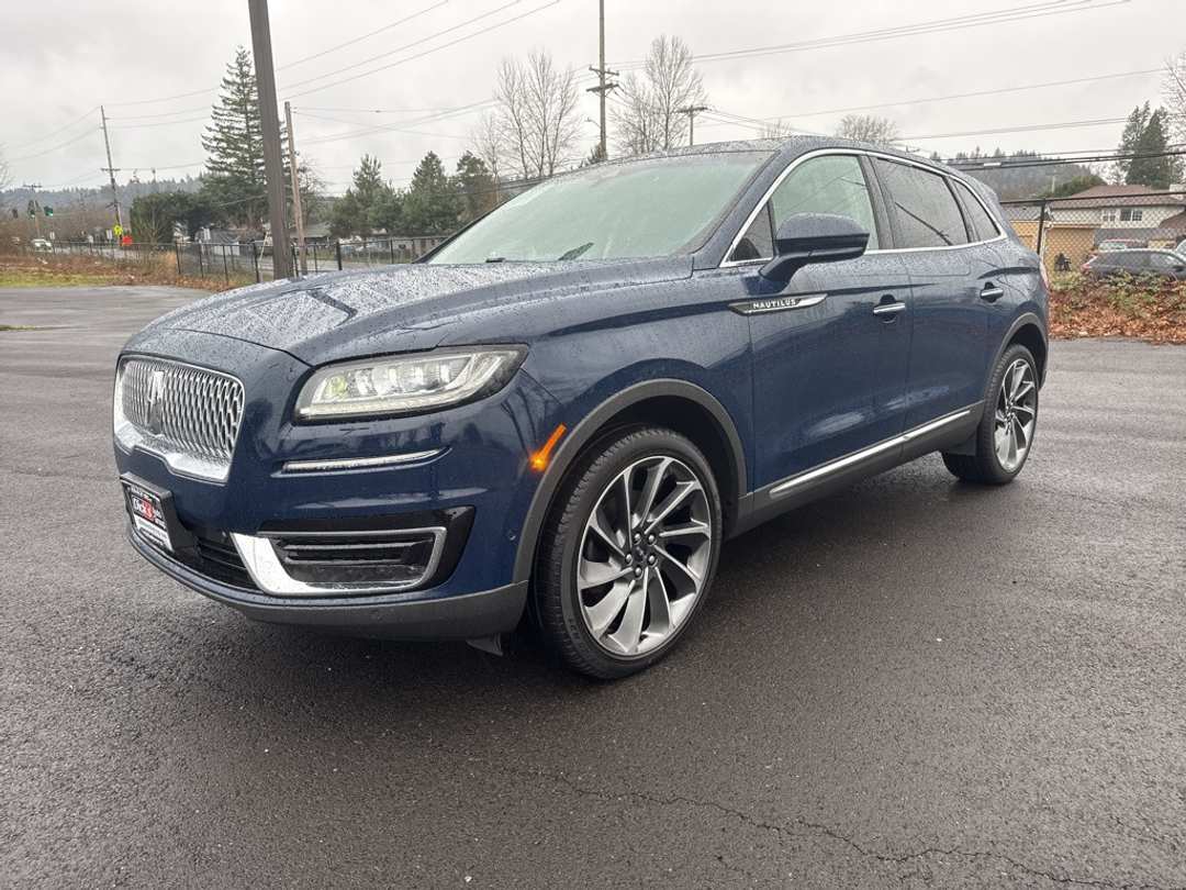 2020 Lincoln Nautilus Reserve - Image 3