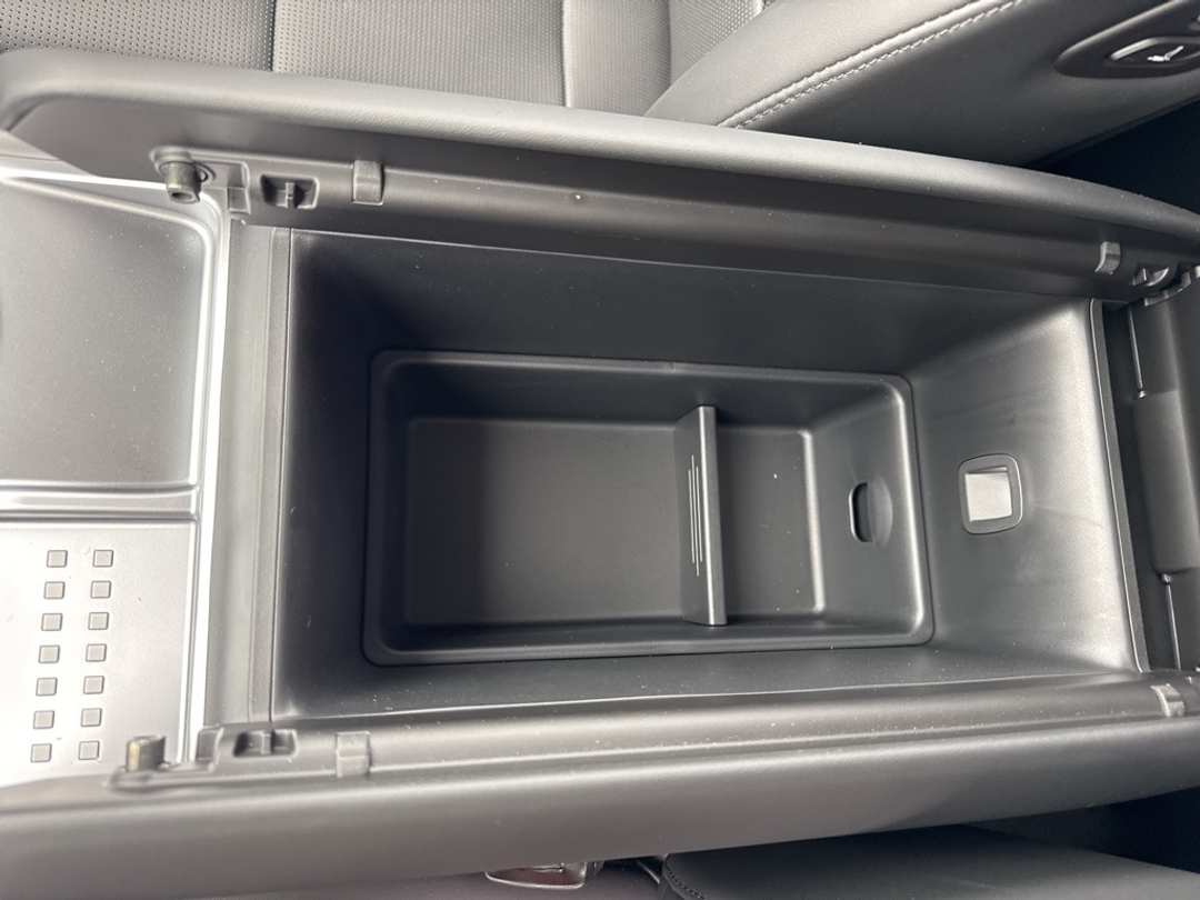 2026 Hyundai Ioniq 9 Performance Calligraphy - Image 30