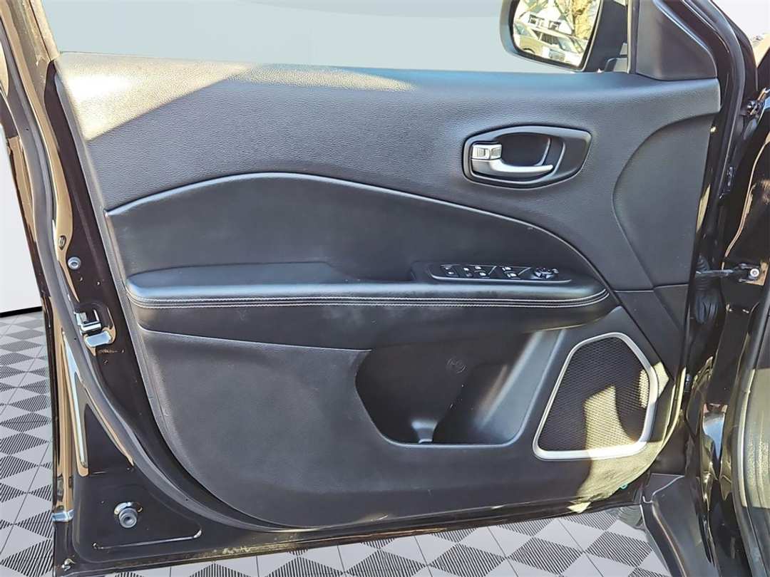 2021 Jeep Compass Sport - Image 10