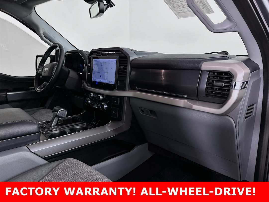 2023 Ford F-150 Lightning XLT - Image 26