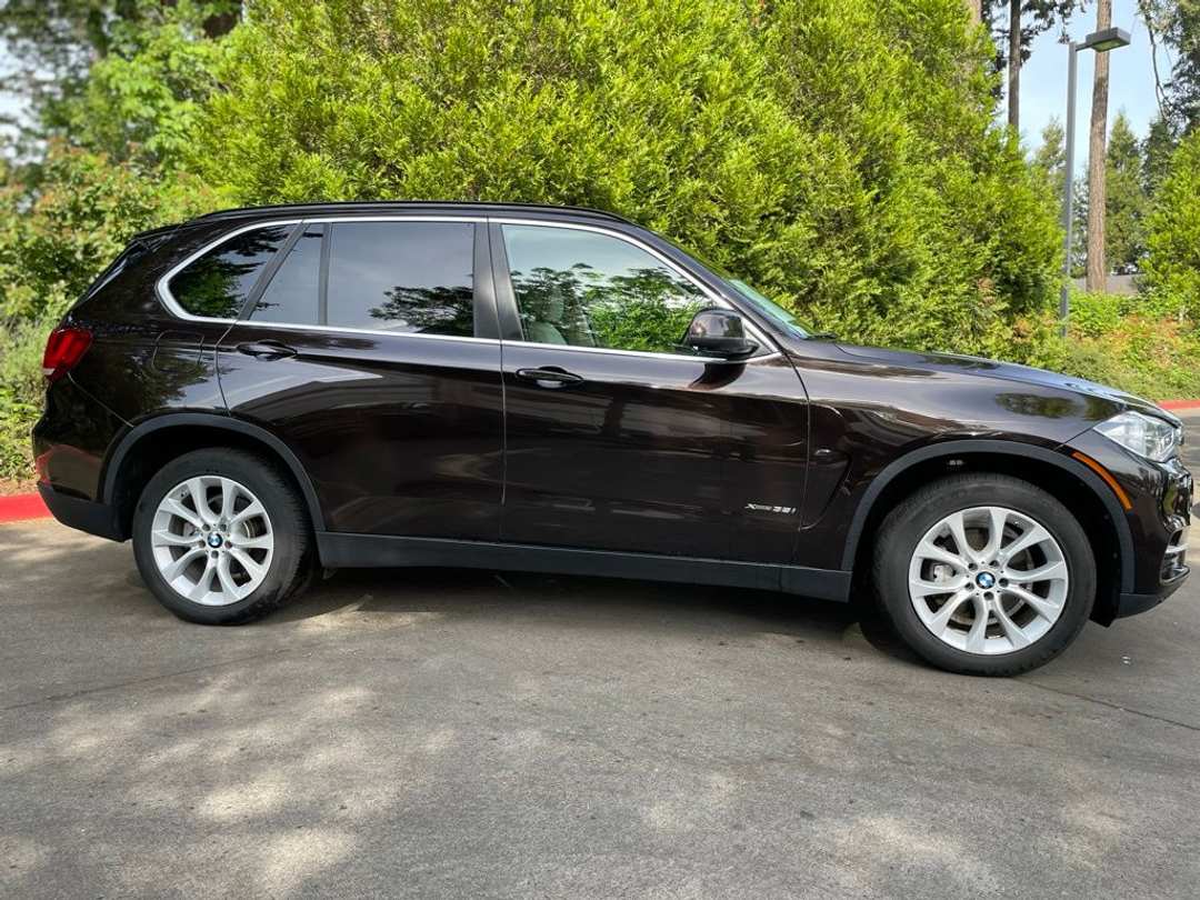 2016 BMW X5 xDrive35i - Image 3