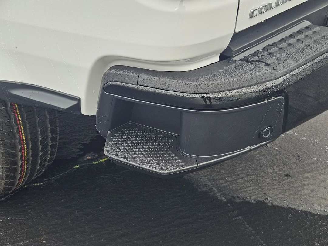 2026 Chevrolet Colorado Z71 - Image 32