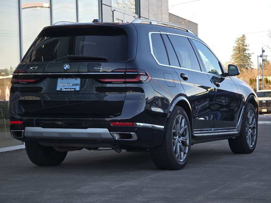 2024 BMW X7 xDrive40i - Image 3
