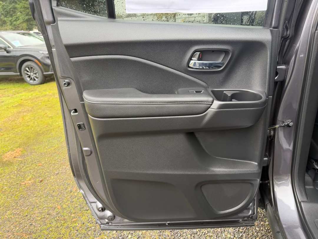 2026 Honda Ridgeline RTL - Image 31