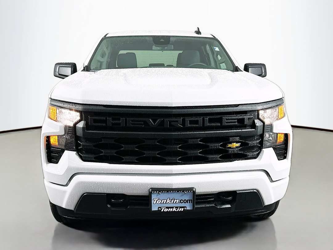 2026 Chevrolet Silverado 1500 Custom - Image 2