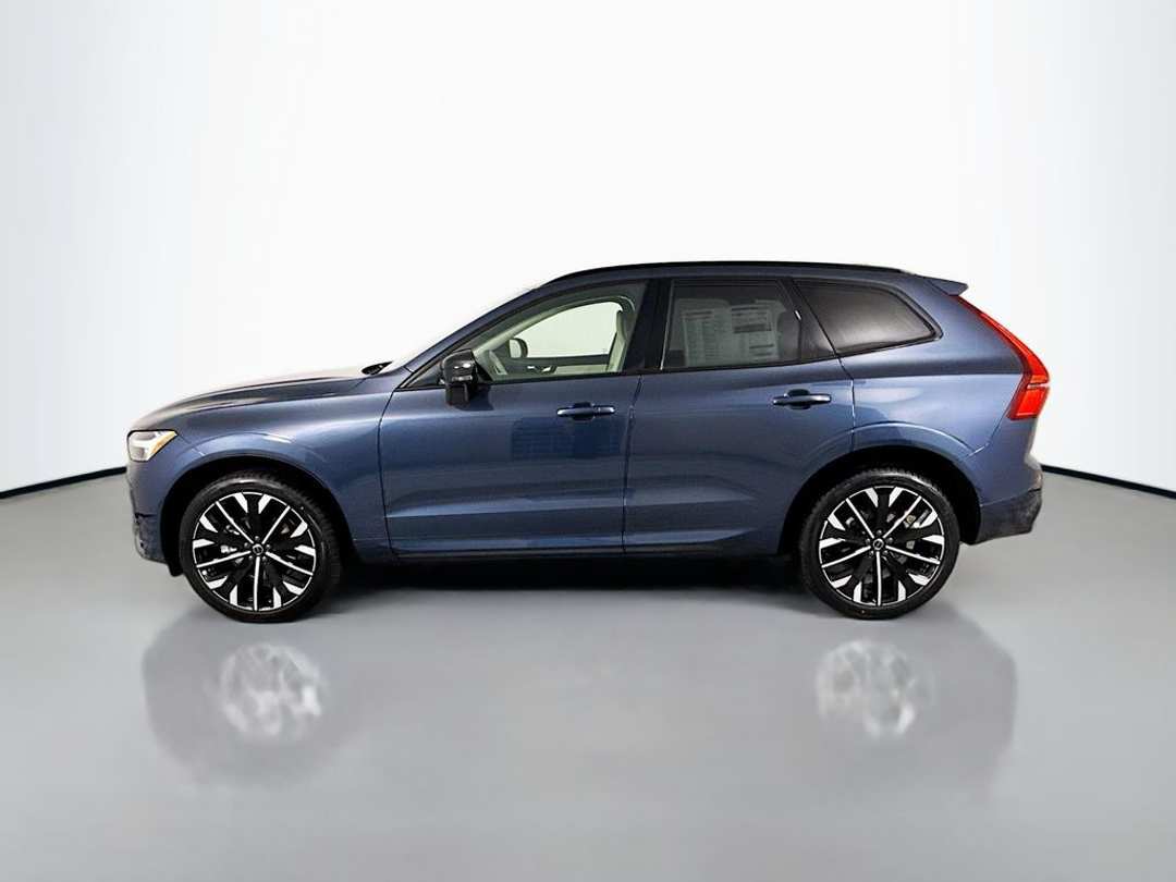 2026 Volvo Xc60 B5 Ultra - Image 2
