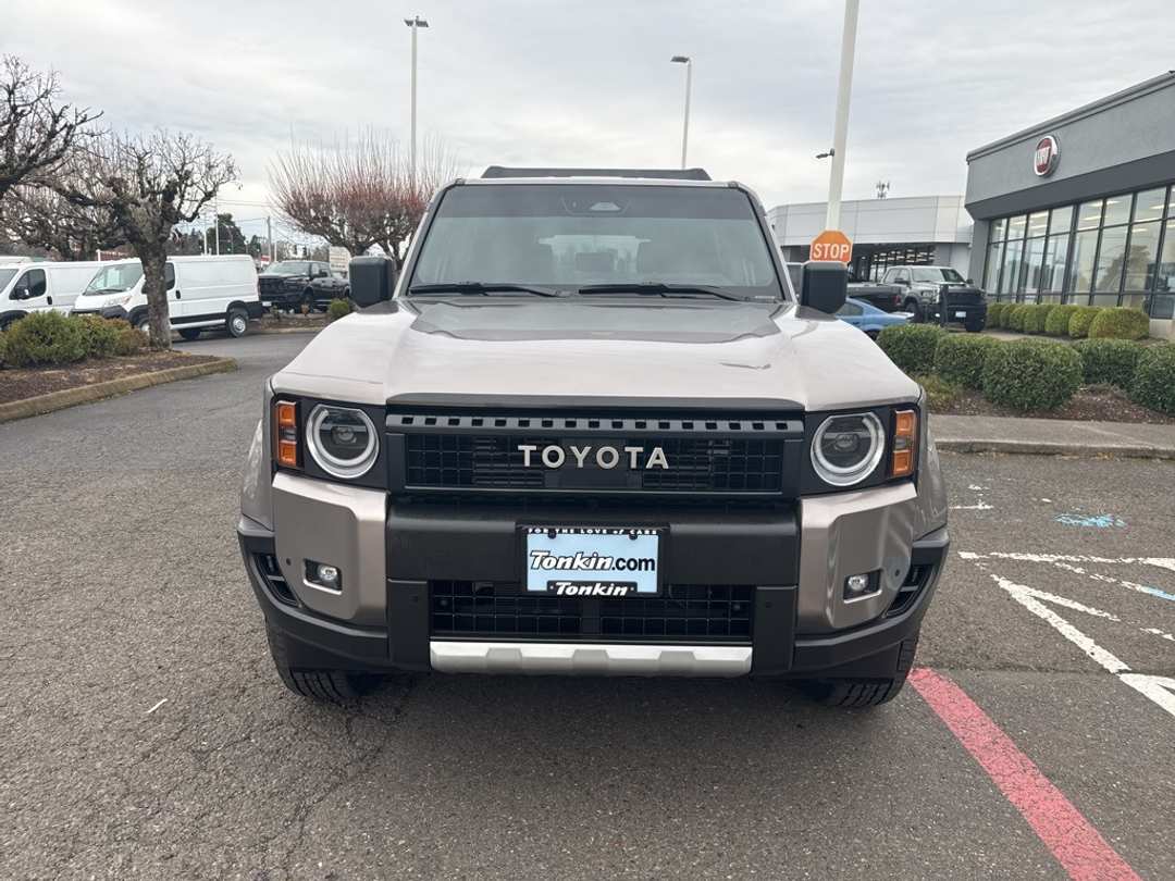 2025 Toyota Land Cruiser Base - Image 2