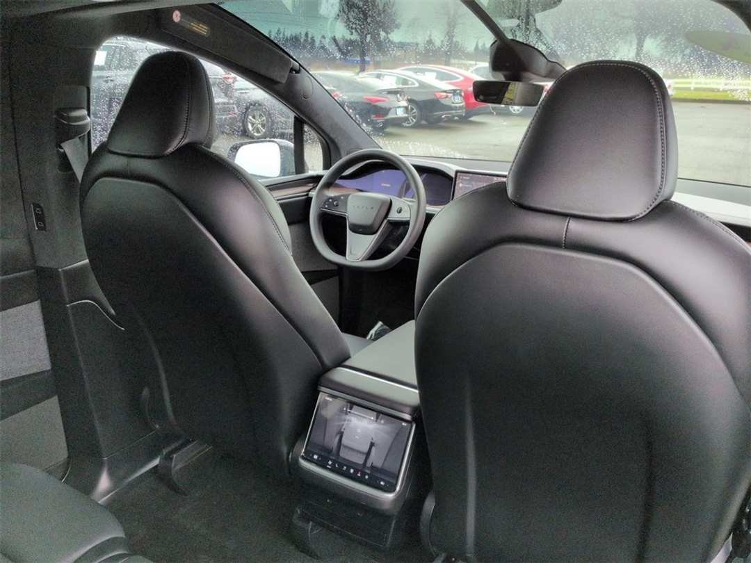 2024 Tesla Model X Base - Image 28