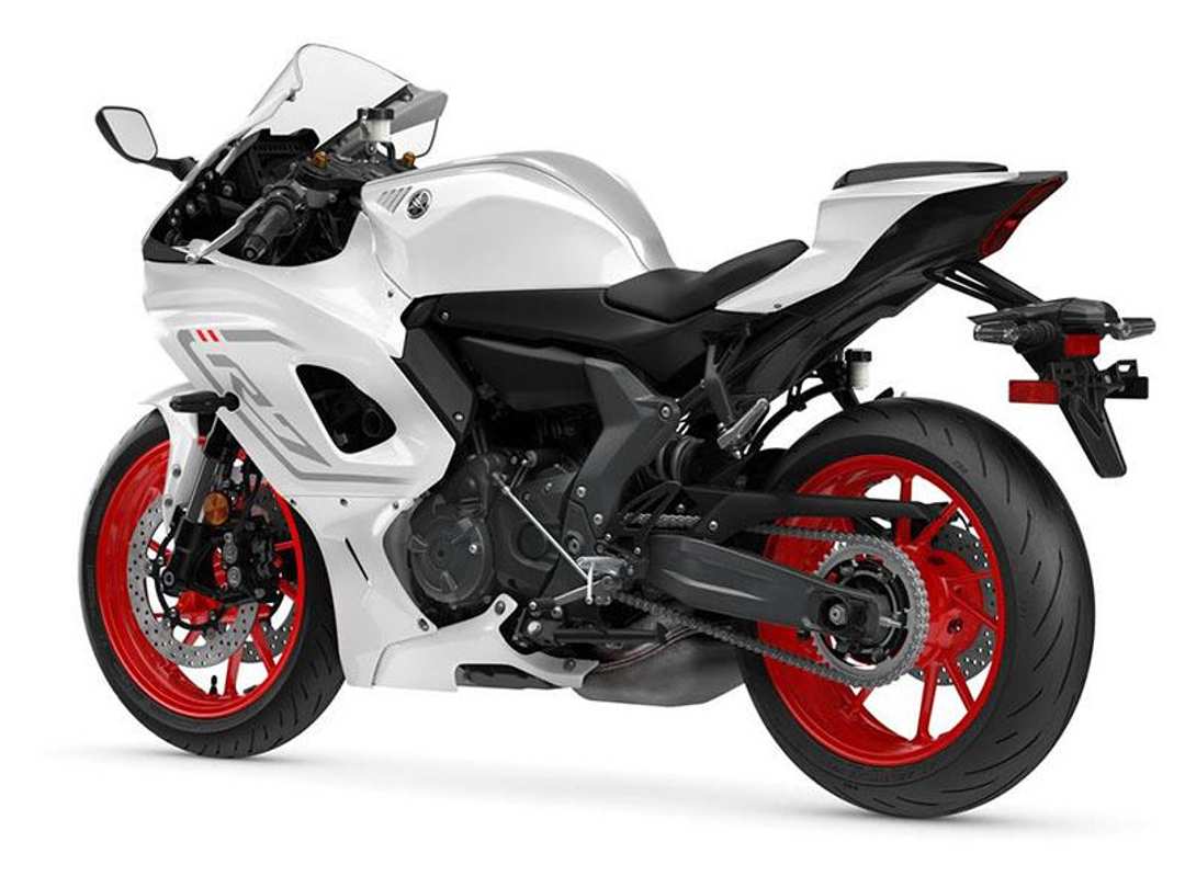 2023 Yamaha Yzf-R7 - Image 3