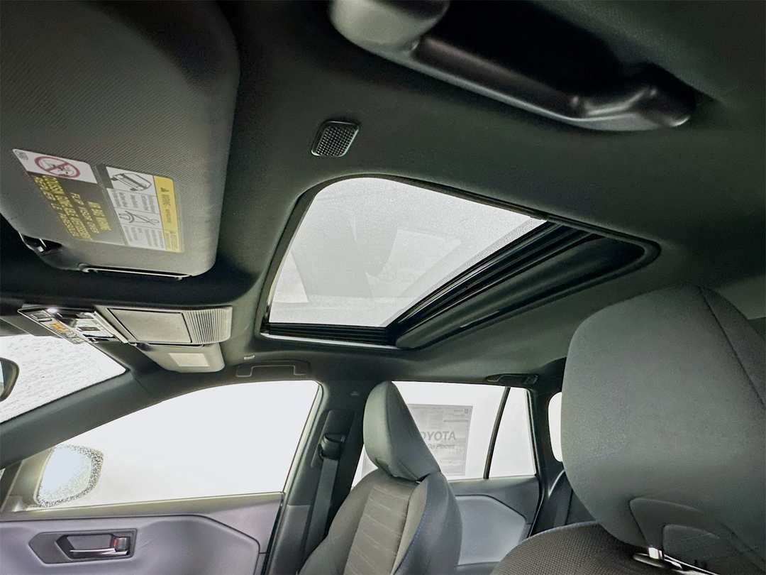 2026 Toyota Rav4 SE - Image 22