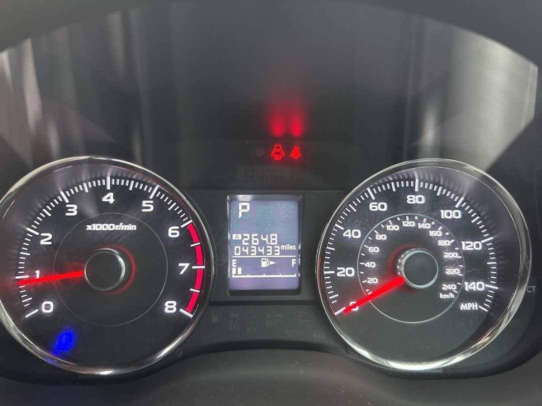 2016 Subaru Forester 2.5i Touring - Image 13