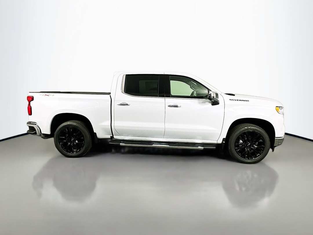 2026 Chevrolet Silverado 1500 LTZ - Image 9