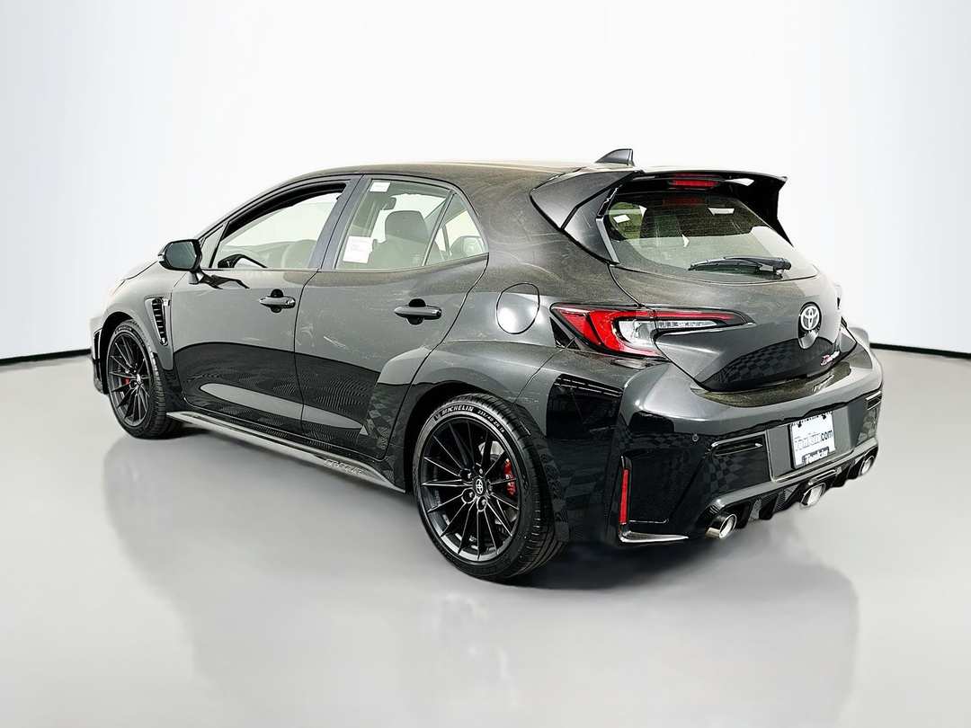 2026 Toyota Gr Corolla Premium - Image 5
