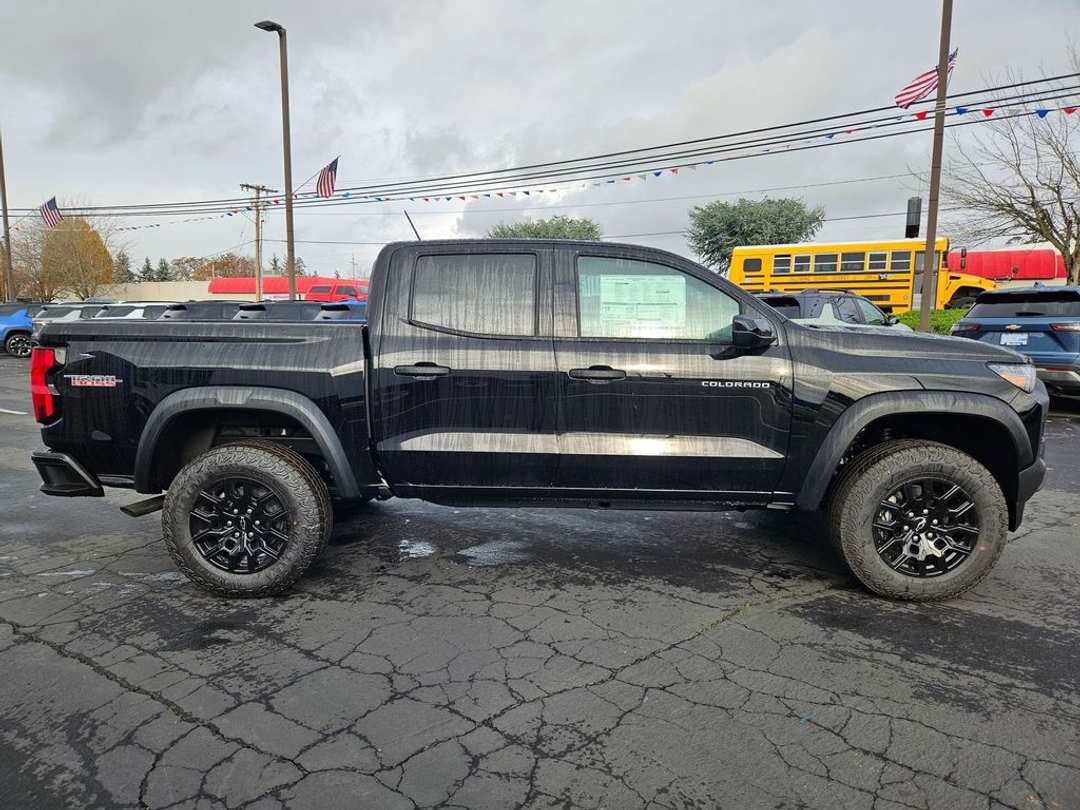 2026 Chevrolet Colorado Trail Boss - Image 7