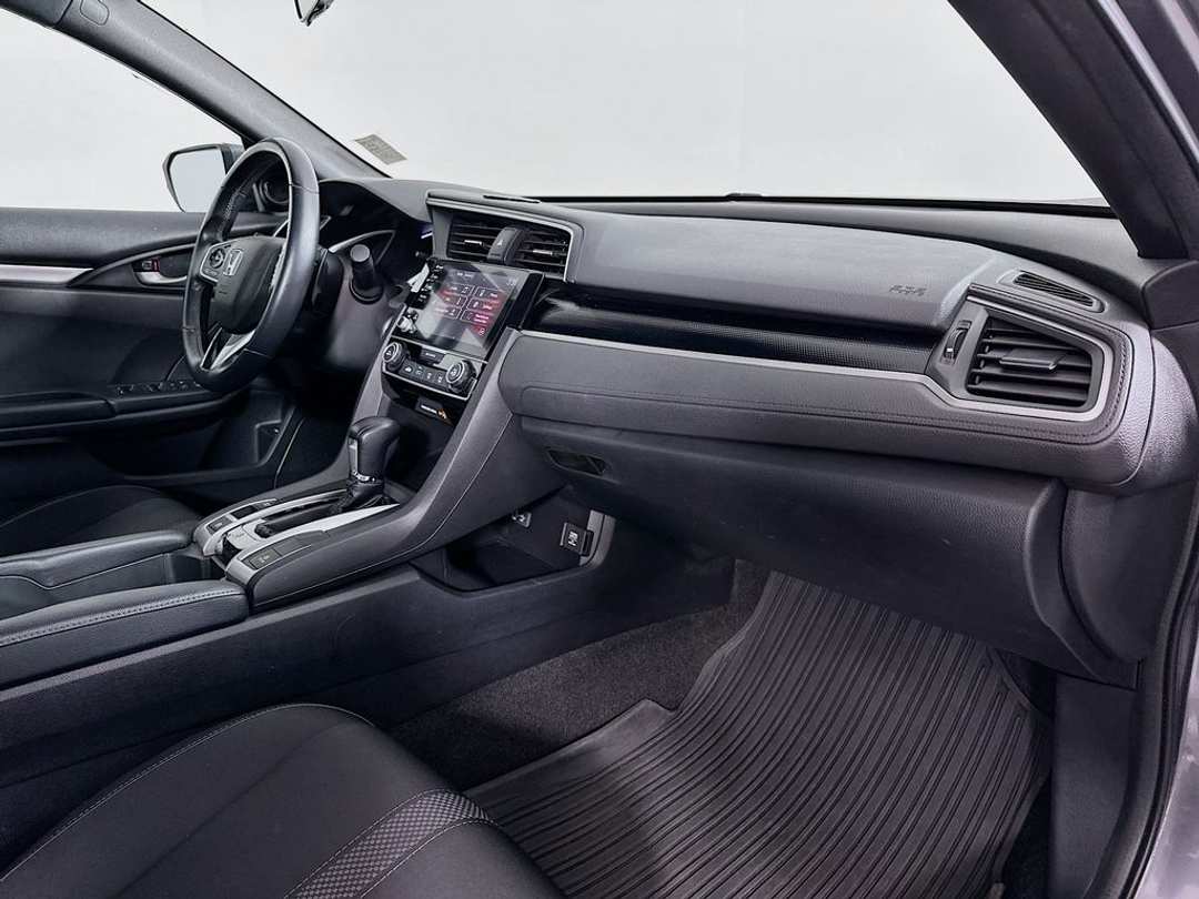 2019 Honda Civic Sport - Image 27