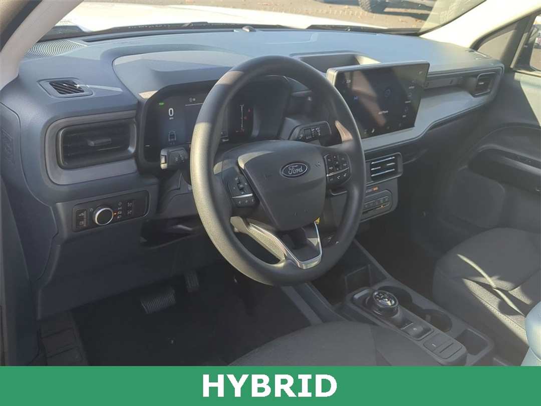 2025 Ford Maverick XL - Image 11