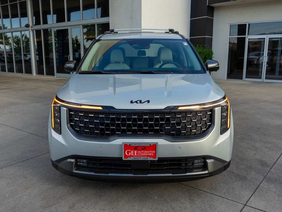 2026 Kia Carnival SX - Image 2