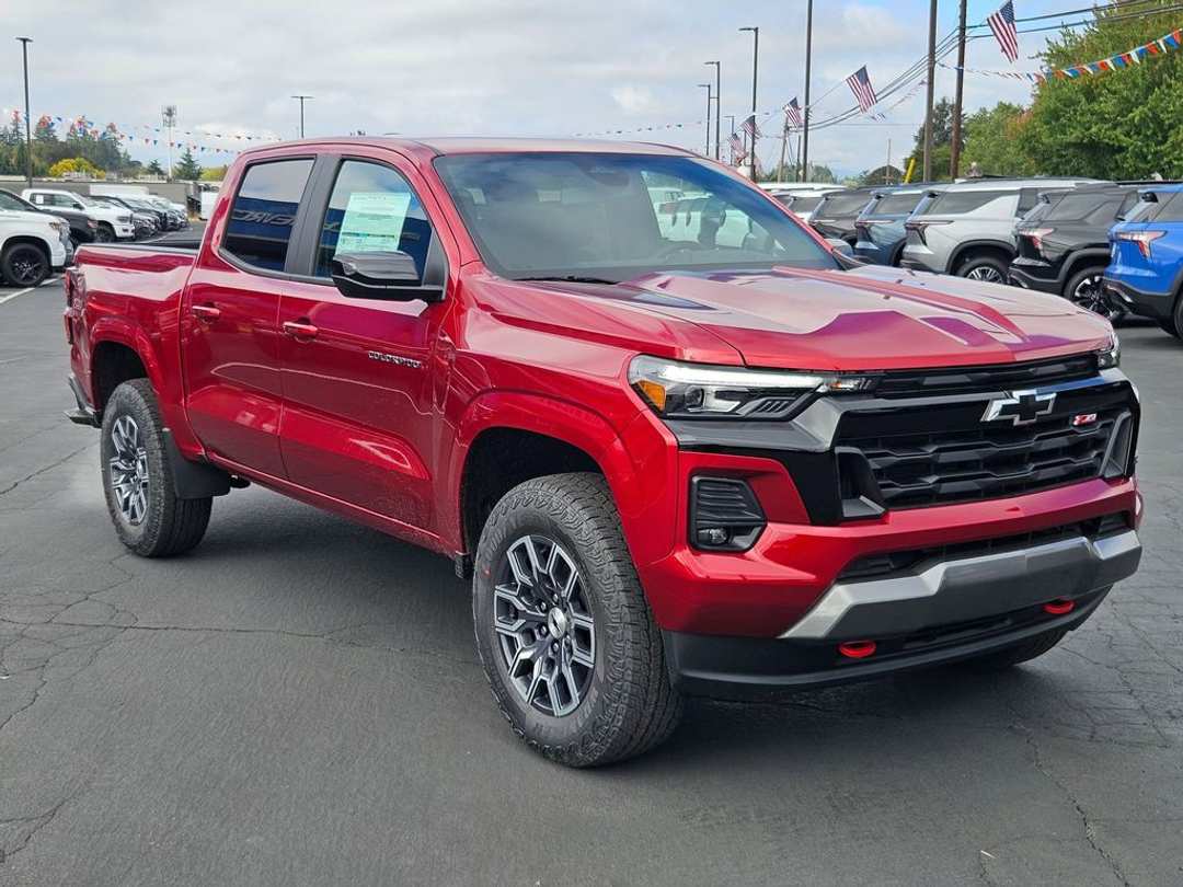 2026 Chevrolet Colorado Z71 - Image 8