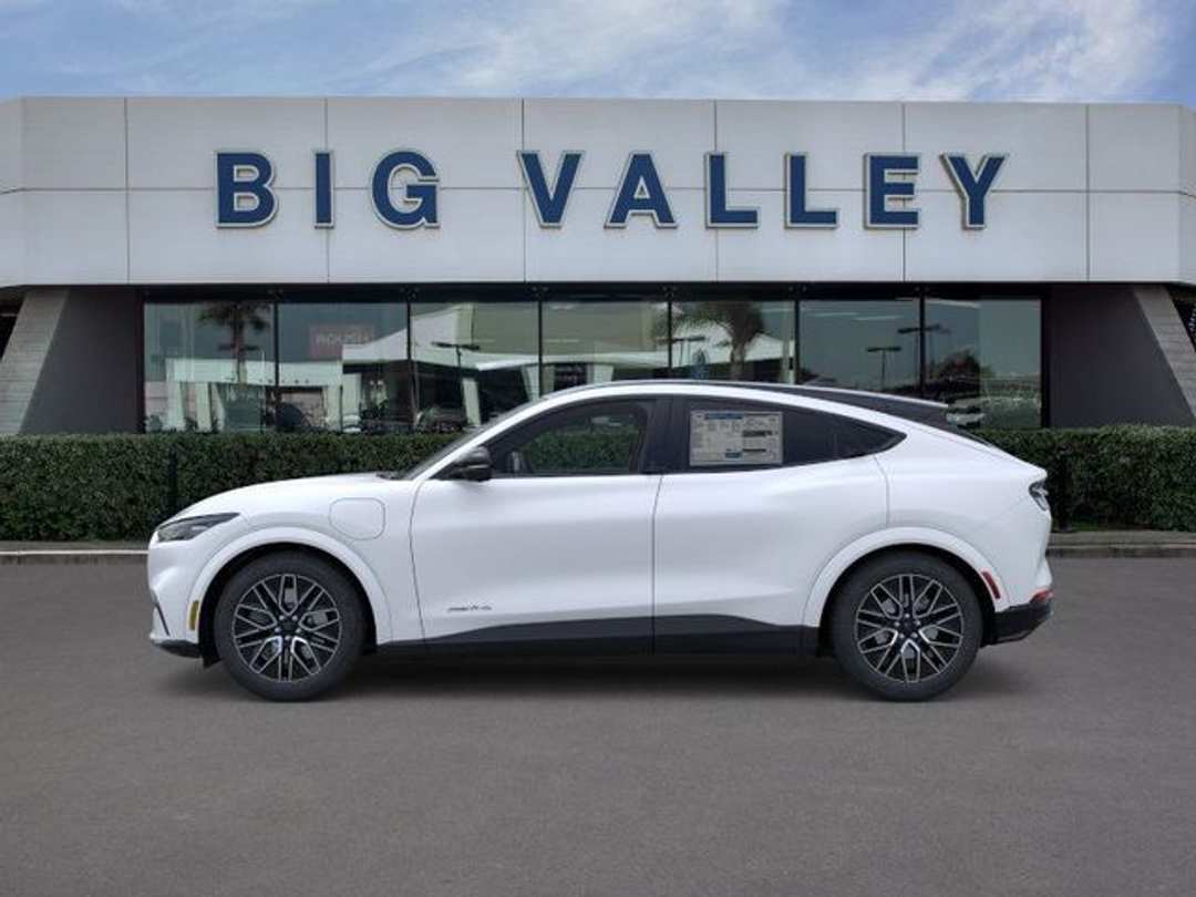 2026 Ford Mustang Mach-E Premium - Image 3