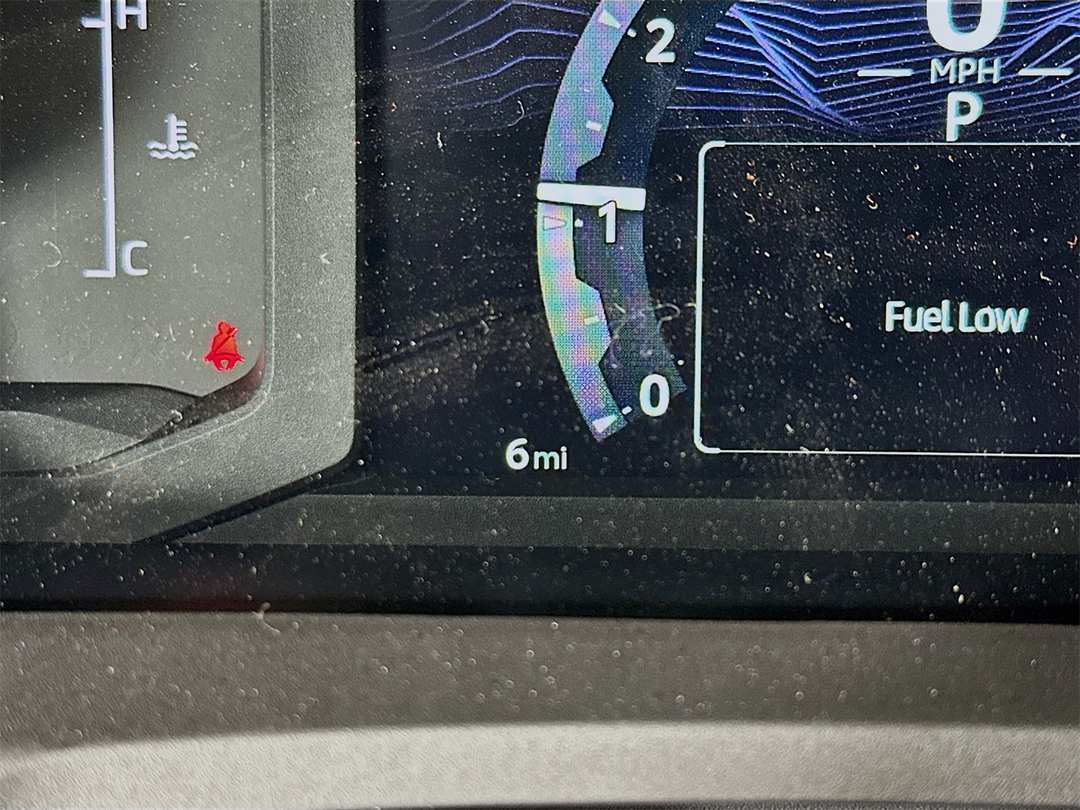 2025 Toyota Tacoma SR5 - Image 12