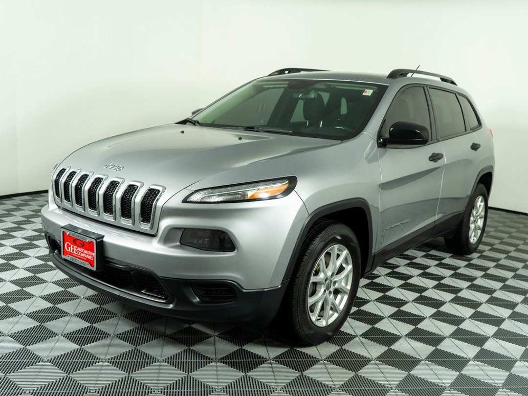2017 Jeep Cherokee Sport - Image 3