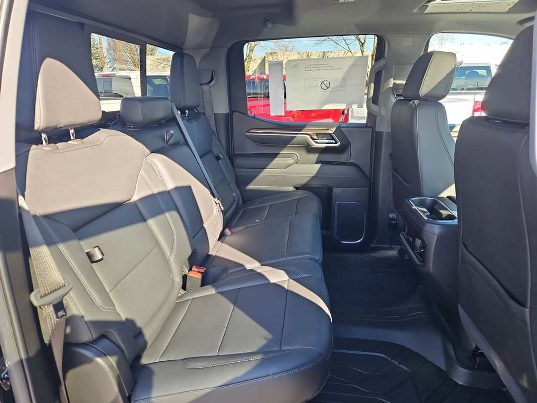 2026 Chevrolet Silverado 1500 RST - Image 27