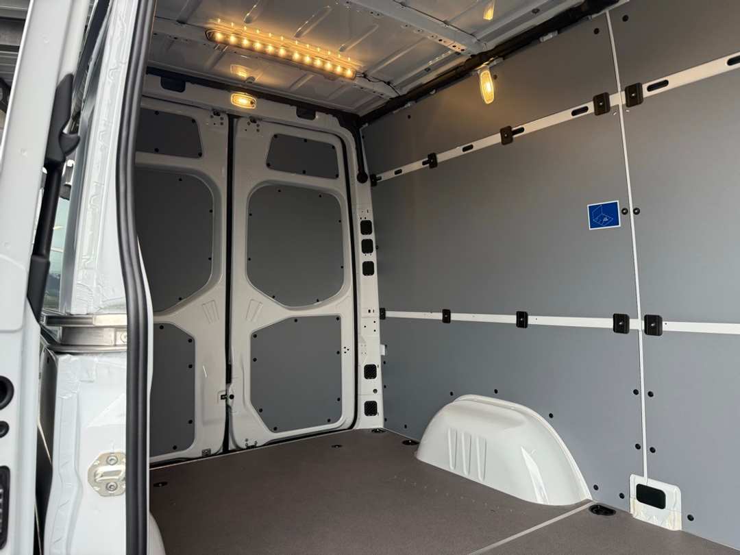 2026 Mercedes-Benz Sprinter 2500 Cargo 144 WB - Image 14