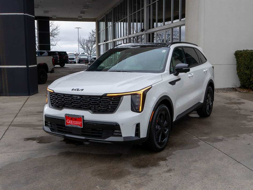2026 Kia Sorento XLine SX Prestige - Image 3