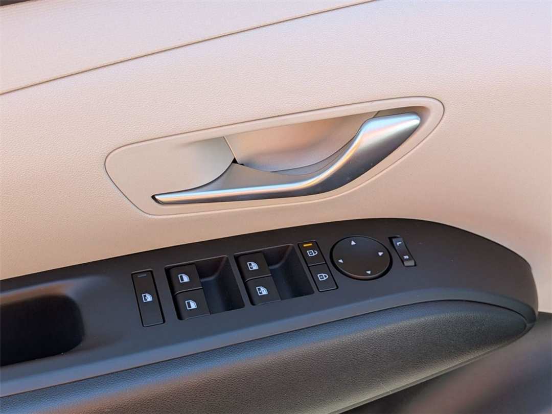 2026 Hyundai Tucson SEL - Image 11