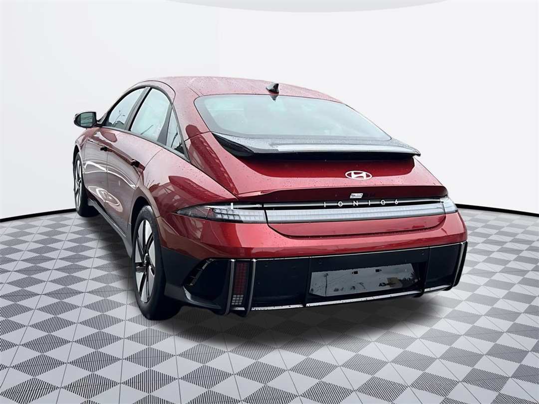 2025 Hyundai Ioniq 6 SE - Image 4