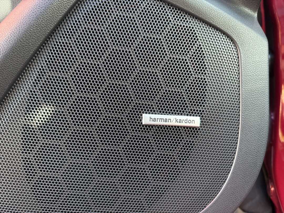 2025 Subaru Ascent Onyx Edition Touring - Image 14