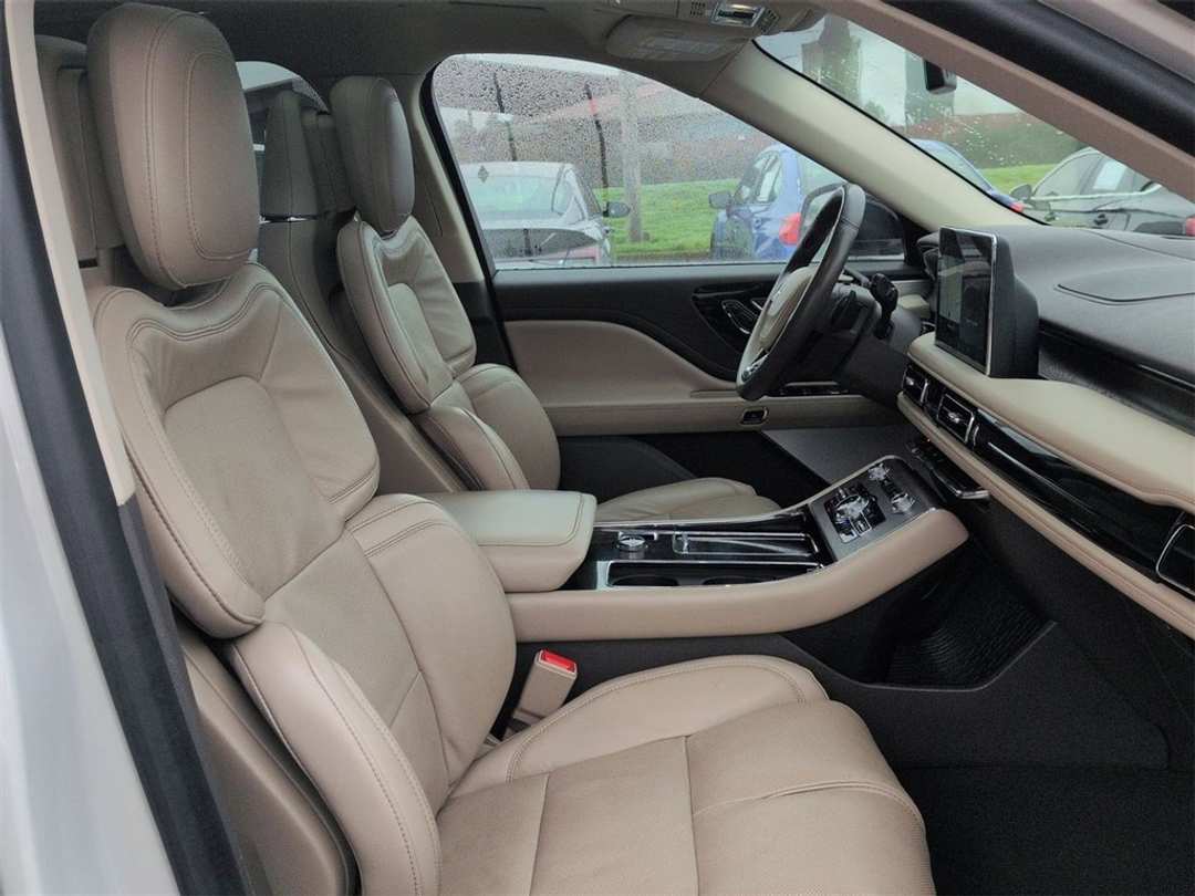 2023 Lincoln Aviator Reserve - Image 32