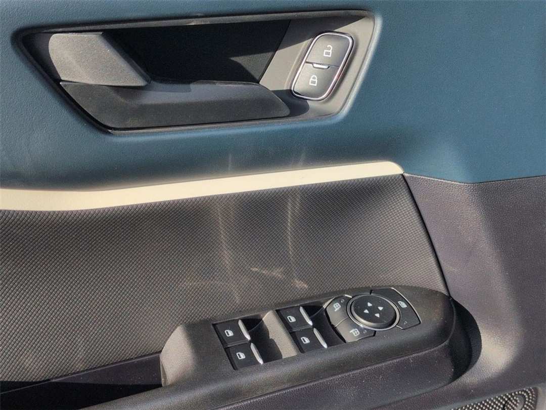 2025 Ford Bronco Sport Heritage - Image 10