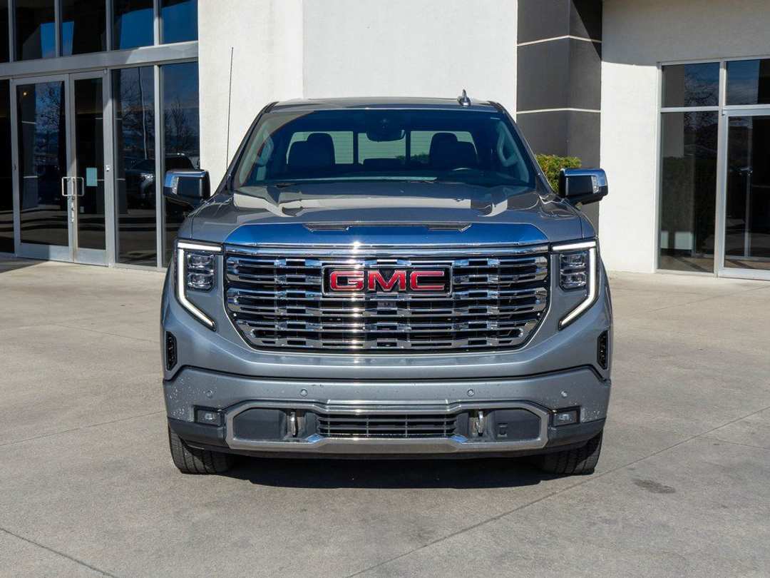 2024 GMC Sierra 1500 Denali - Image 2