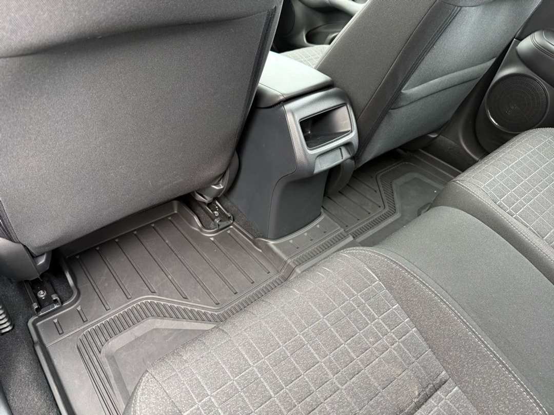 2025 Honda HR-V LX - Image 17