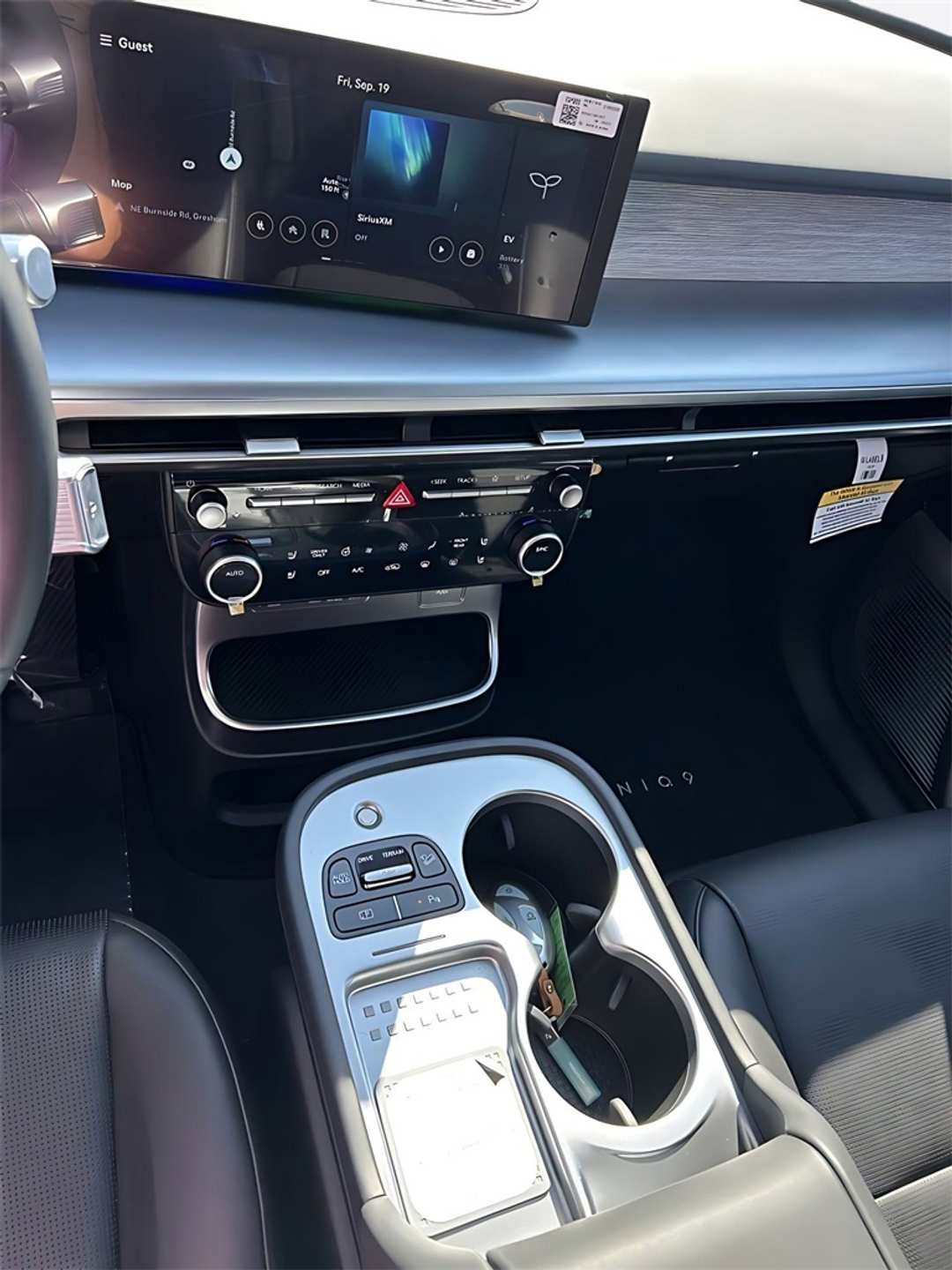 2026 Hyundai Ioniq 9 Performance Limited - Image 19