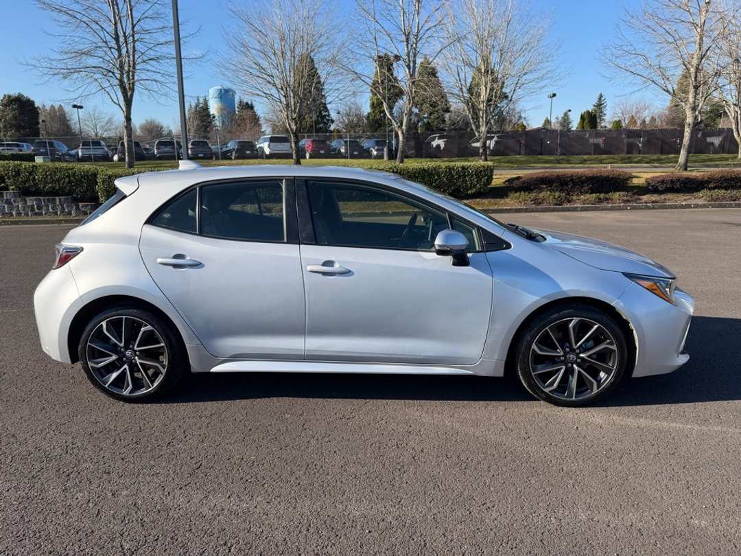 2022 Toyota Corolla XSE - Image 9