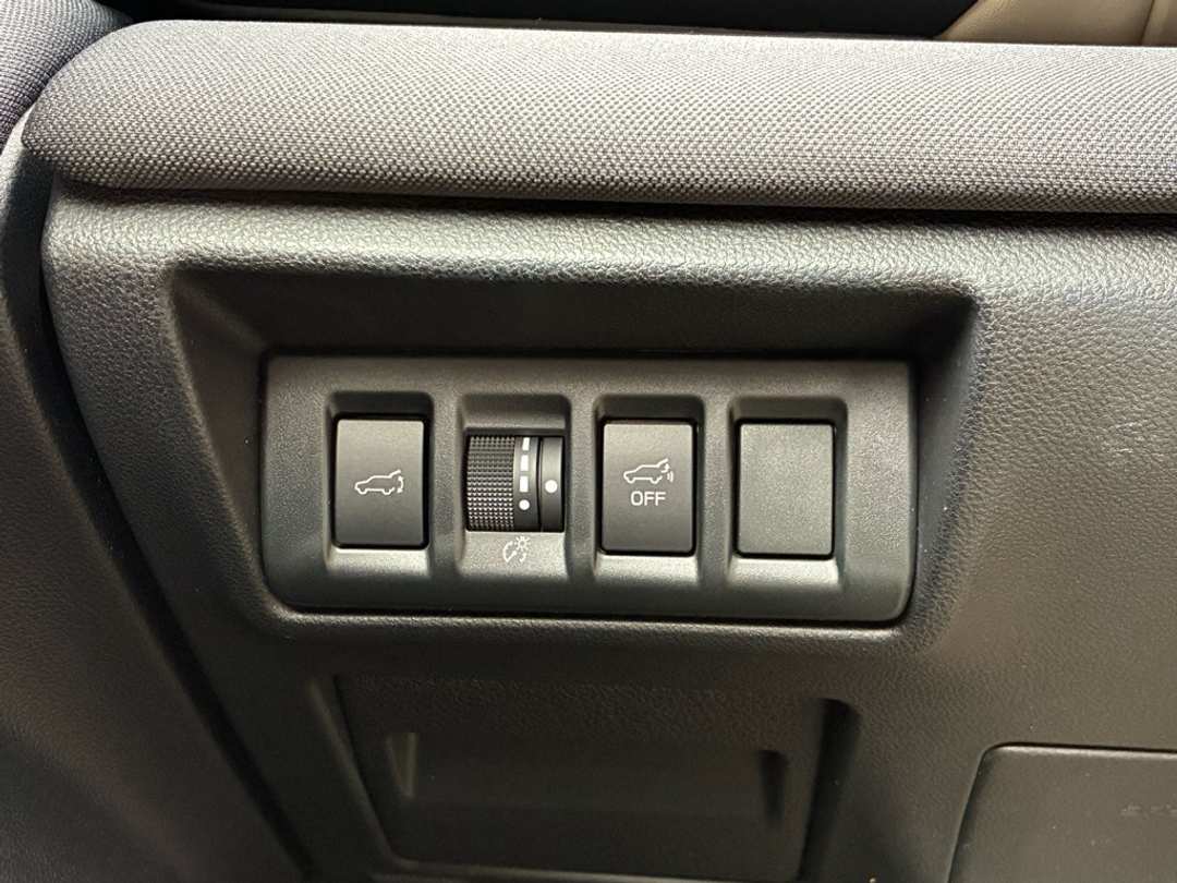 2021 Subaru Outback Premium - Image 23