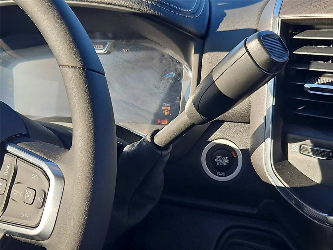 2026 Ram 3500 Laramie - Image 20