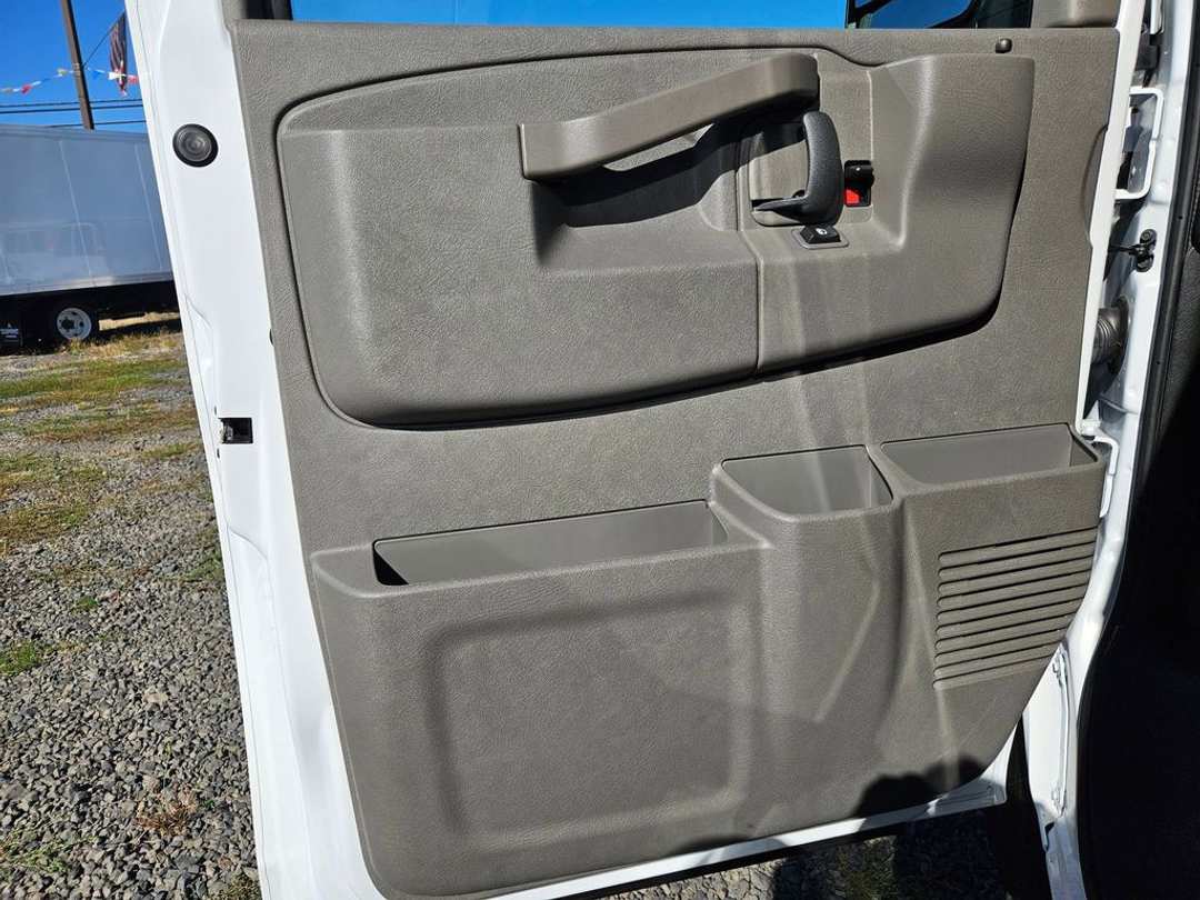 2025 Chevrolet Express 2500 Work - Image 10